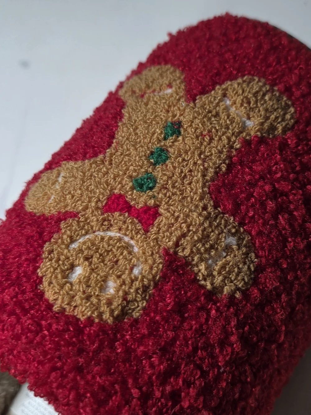 Kids Red Gingerbread Slippers - Cozy Holiday Slip-Ons